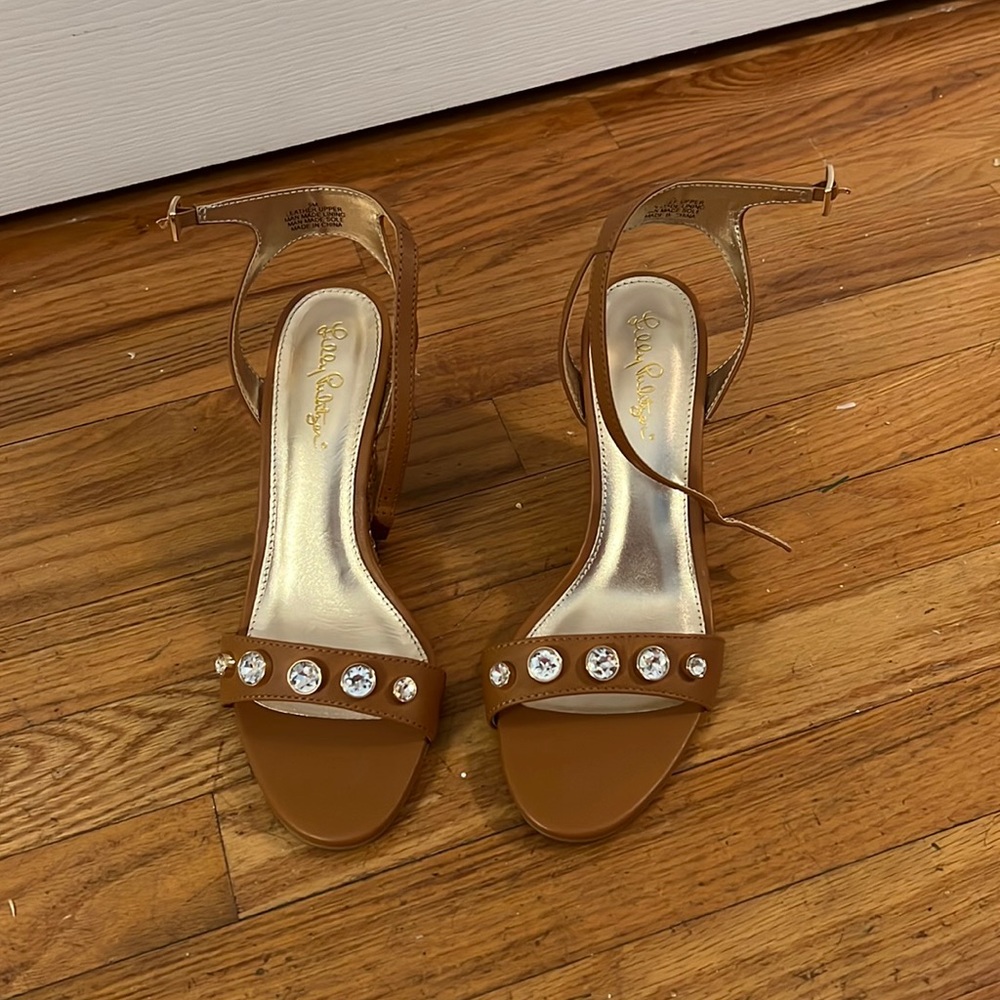 Lilly Pulitzer size 9 wedges